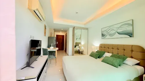 Laguna Beach Resort 2 | Pool & Free Utilities - 4-Star