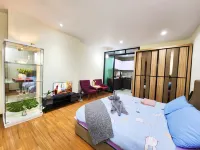 The Mines The Heritage Cozy Blissful SOHO Hotels in Seri Kembangan
