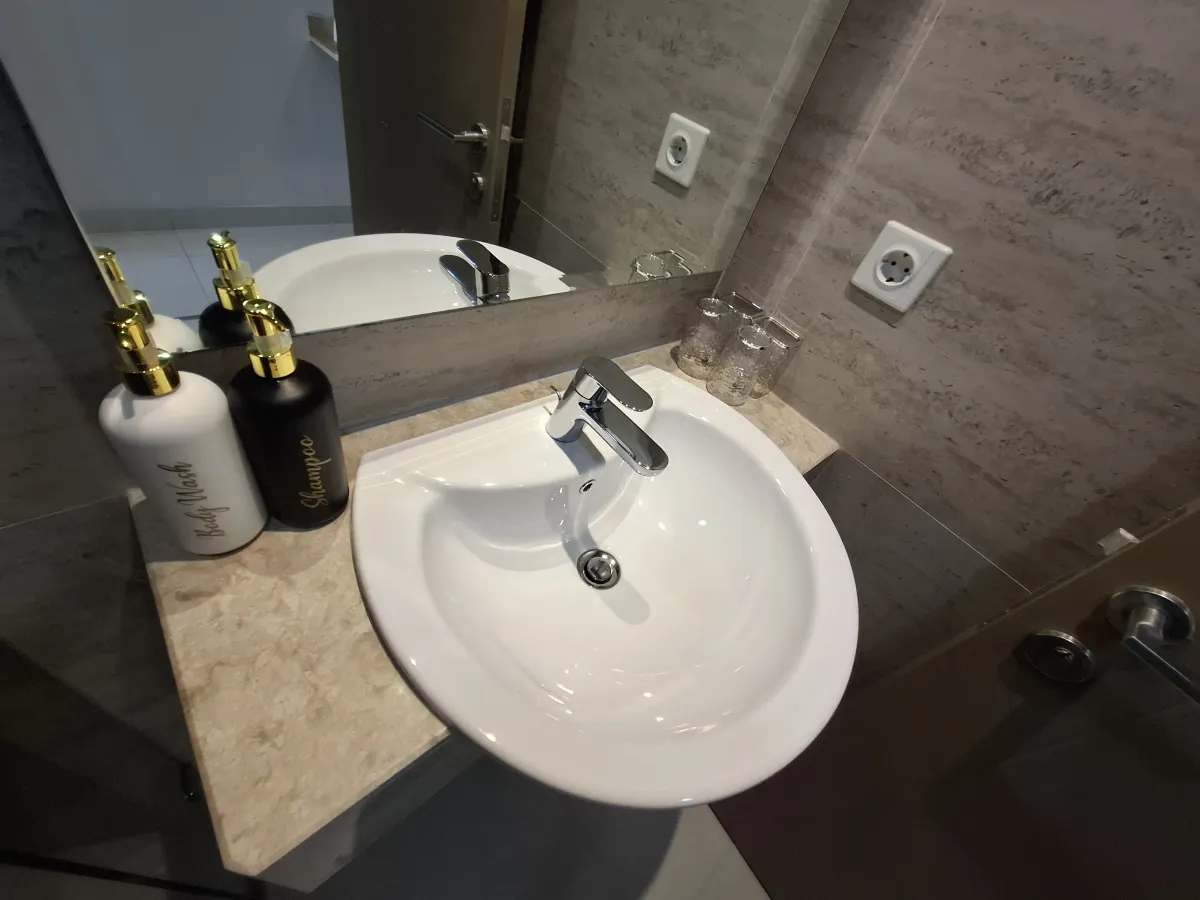 Gold coast seaview pik Jakarta by SuiteStay Zimmer Photos