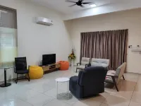 Greenlane98 @ 4Rooms / 5 Bathroom / 21 Pax Hotel di Jelutong