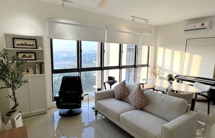 NEW Designer Condo - Panoramic Forest View - Steps To IOI City Mall - Your Best Urban Retreat