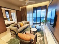 Antara Jacuzzi 3BR Premium Design Free 2CP, Walk 15min to Casino - Ramah Hewan Peliharaan