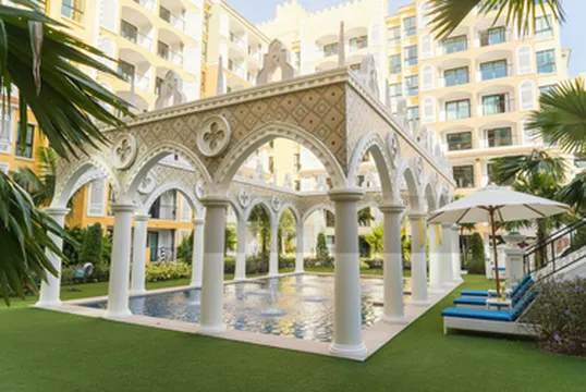 รูปภาพของเดอะ เวเนเชี่ยน ซิกเนเจอร์ คอนโด - หาดจอมเทียน พัทยา (ห้องติดสระว่ายน้ำ)