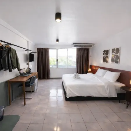 Quicky Stay Hotel Suphanburi