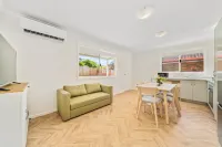 Home Away in Bateman - Hotel/Alloggi familiari