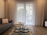 Contemporary One Bedroom Apartment - Lustica Centrale Отели в г. 
