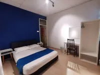 12 Family-Friendly 2-Sty 6 Room for 17 by Gurney