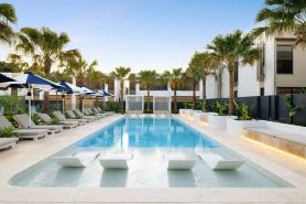 Surfers Paradise 3 Bedroom Luxury Villas with Garage