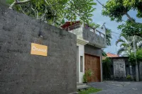 3BR Villa Orange Seminyak - ห้องครัว