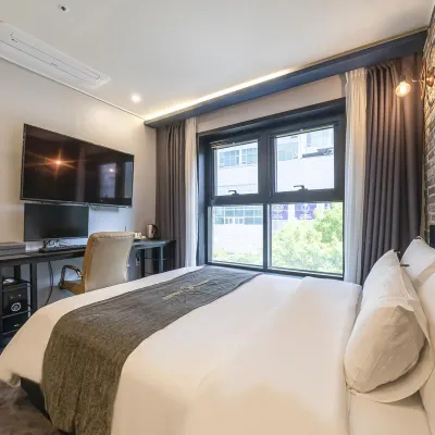 HOTEL HERMES Отели рядом с достопримечательностью «Художественный музей Танвона»