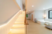 Serene Pool Villa Pattaya - 4-نجوم