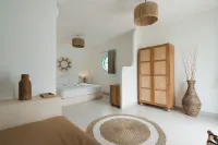 Quma Hotel - parking