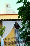 2 bedroom apartment in Lisbon with garden view - บริการรถรับส่ง
