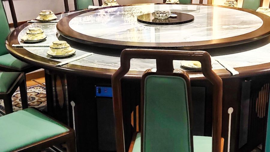 香八里大盘鸡冷水鱼餐厅(汇鑫美食小吃街店)