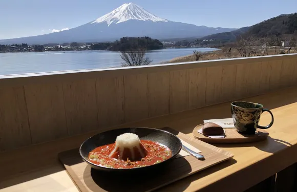 Tourist Base Kawaguchiko（Mt. Fuji Amazing view Café）