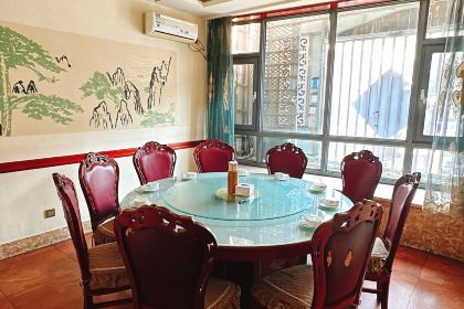 老东北农家菜·粗粮馆·铁锅炖