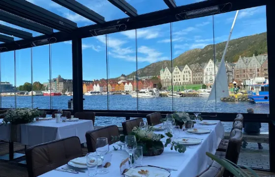 卑爾根魚市fjellskål海鮮餐廳&商店