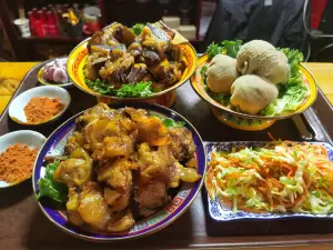 德令哈扎西仓茶餐厅