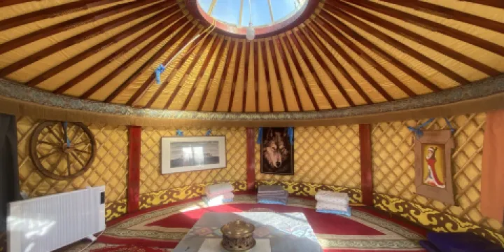 杭蓋蒙古風情園