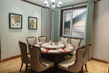 陕坝味道美食苑