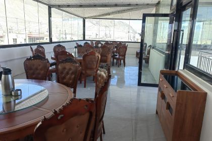 峰景里旅游餐厅