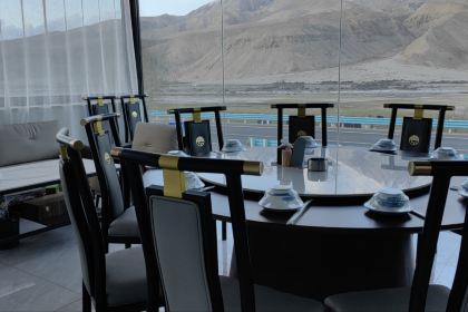 峰景里旅游餐厅