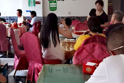 农夫之家家常菜馆