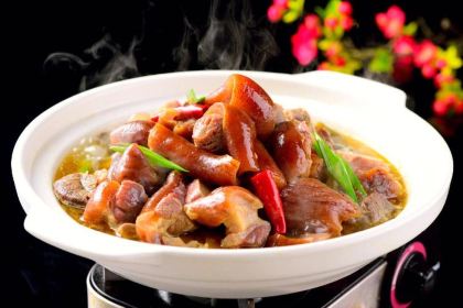 悠然江景餐厅(莲沱大桥店)