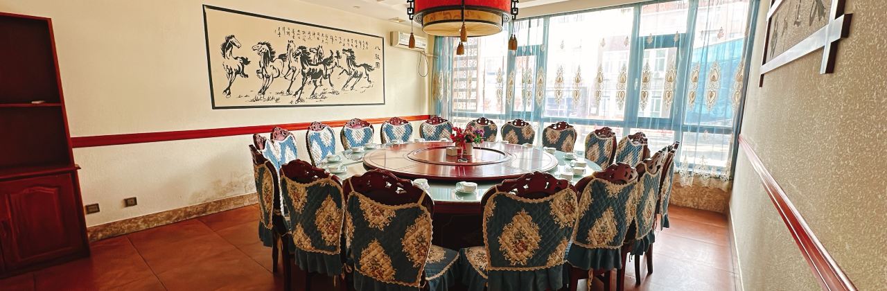 老东北农家菜·粗粮馆·铁锅炖