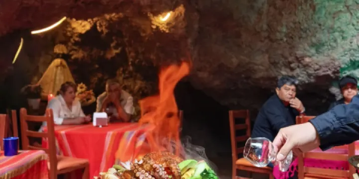 La Cueva Teotihuacán