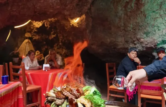 La Cueva Teotihuacán