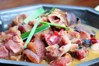 悠然江景餐厅(莲沱大桥店)