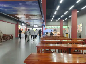 茅荆坝服务区