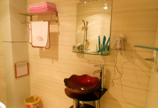 3. 샹그릴라 즈유싱..