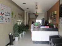 Jinfeng Hotel (Zaoyang Shangyi Te Liwan Branch)