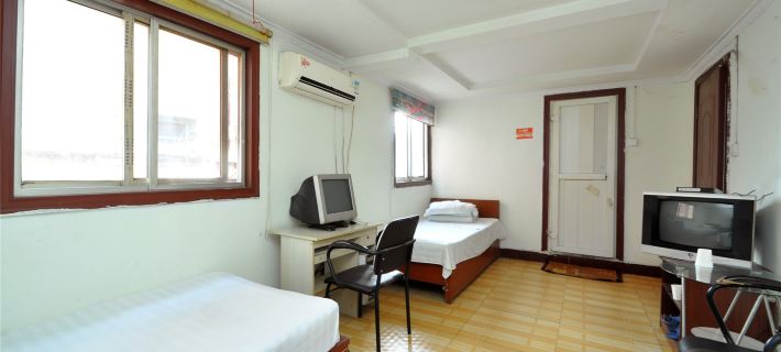 Renhe Business Hotel Отели в г. Фейсянь