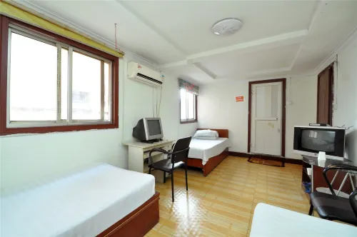 Renhe Business Hotel