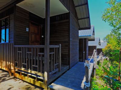 Sunborneo Island Resort