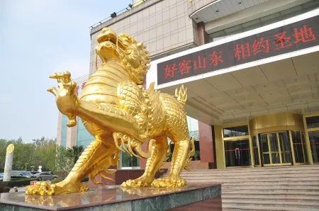 Jining Swiss-Park Hotel Отели рядом со станцией Jining Railway Station