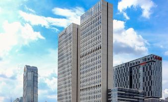 Quzhi Hippoly World Trade Apartment (Guangzhou Tower Pazhou Convention and Exhibition Center)