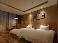 台州摩天时代酒店 - 蓝山双床房