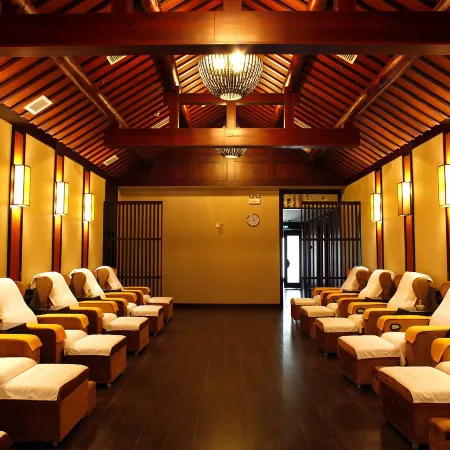 Yangshuo Riverside Resort Hotel