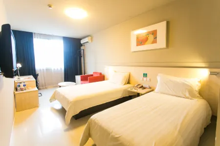 Jinjiang Inn (Taicang Wanda Plaza Shanghai East Road)