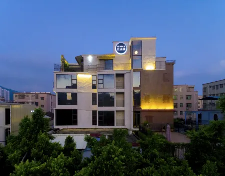 Zhuhai Beishanju Hotel Отели рядом с достопримечательностью «The New Yuan Ming Palace»