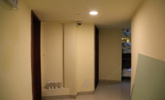 Shanghai Beiyi Hotel