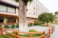 Sanhe Hotel - Baarit