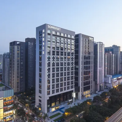 Somerset Xindicheng Xi'an Отели рядом с достопримечательностью «Станция метро Xiaozhai»