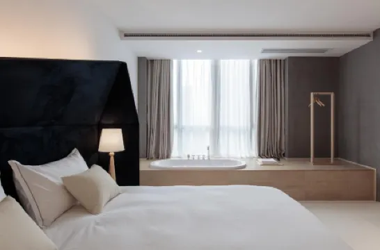 Wheat Youth Arts Hotel