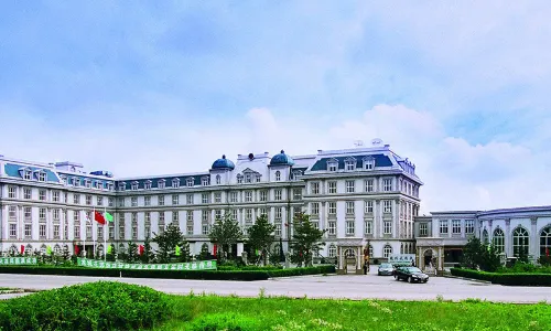 Longcheng Garden Hotel