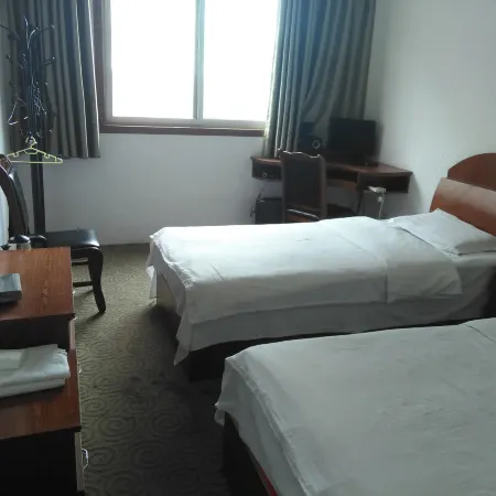 Jiangyou Huifeng Hotel